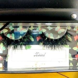 !!NEW RELEASE!! HOT COMMODITY LASHES by HotCommodityBoutique